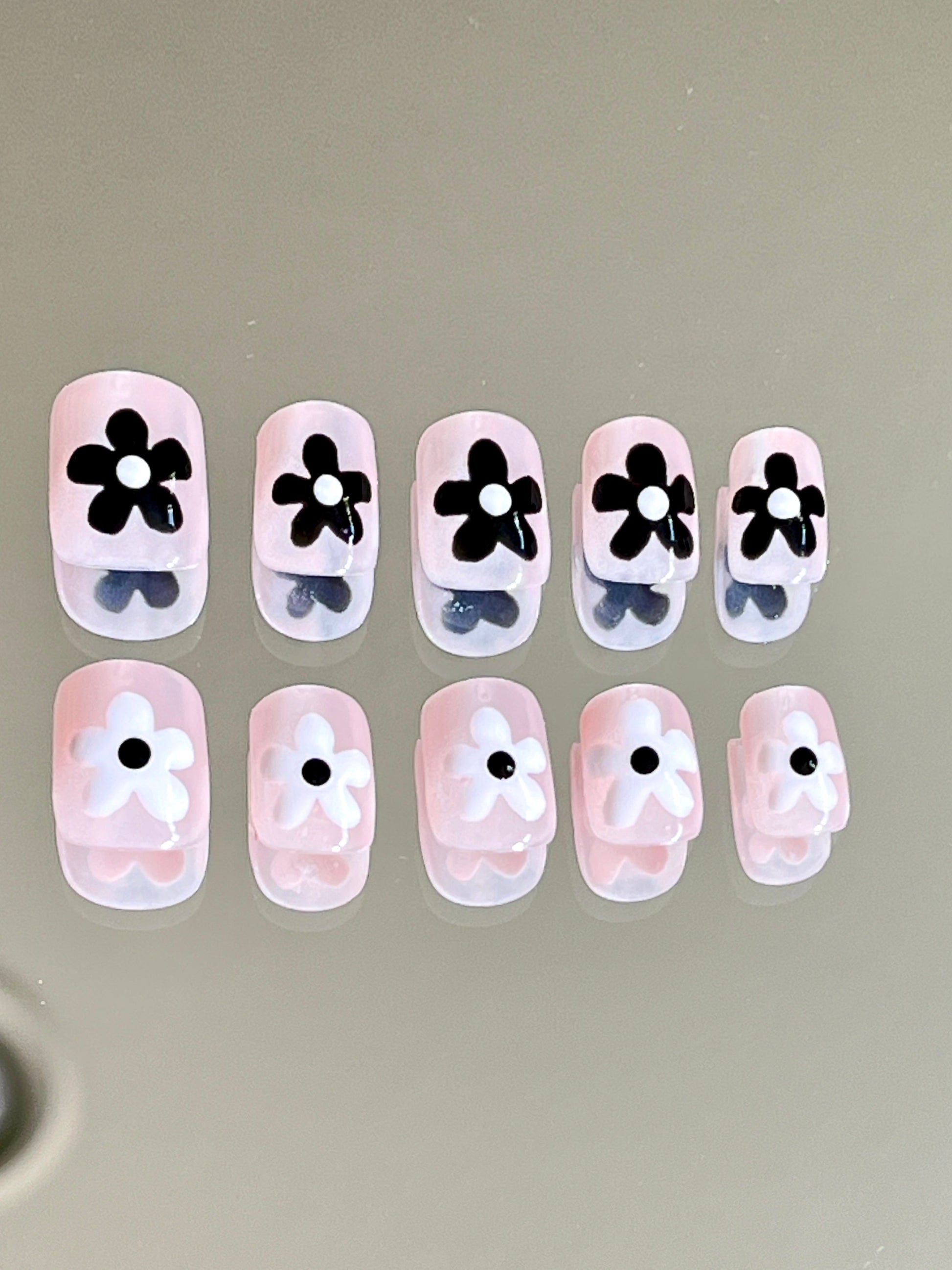 Black and White Halloween Flower Gel Press On Nails - MoonlitCrafterz